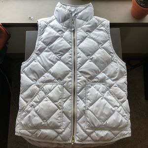 J-Crew women’s size small puffer vest